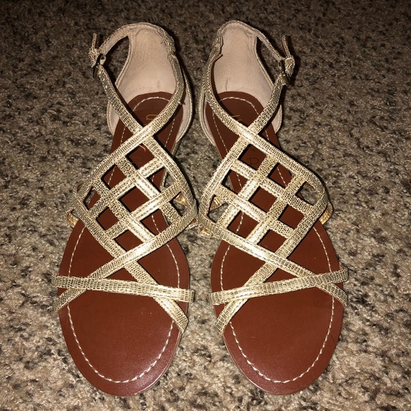 Shoes - UNISA Gold Wedge Sandals, Size 6.5